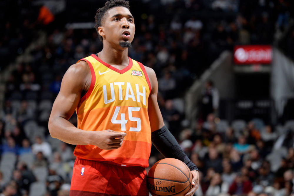 差一个浓眉 差一个浓眉