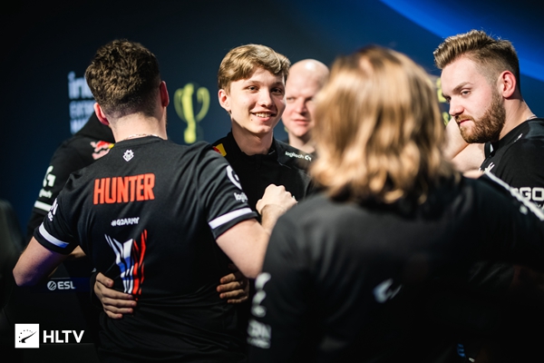 他可以在保 他可以在保